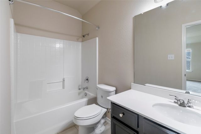 4733 Meadow Green Trail, Fort Worth, TX 76244