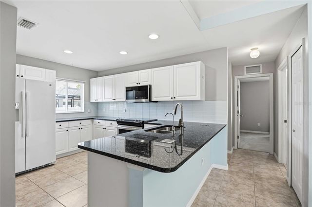 1738 LANSDALE AVENUE, North Port, FL 34286