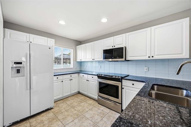 1738 LANSDALE AVENUE, North Port, FL 34286