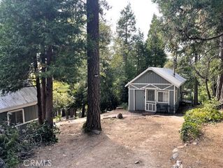 23752 Inspiration, Crestline, CA 92325