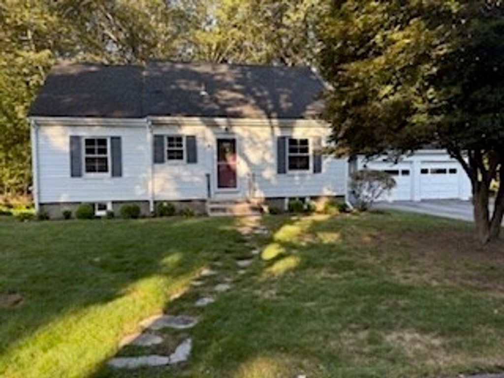 35 Colton Lane, Shrewsbury, MA 01545