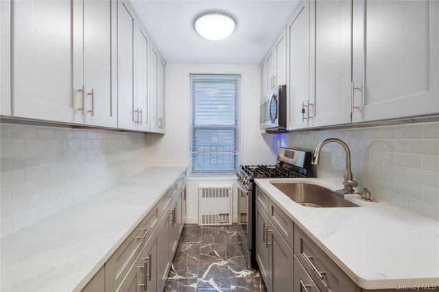 2211 Bragg Street 2F, Brooklyn, NY 11229