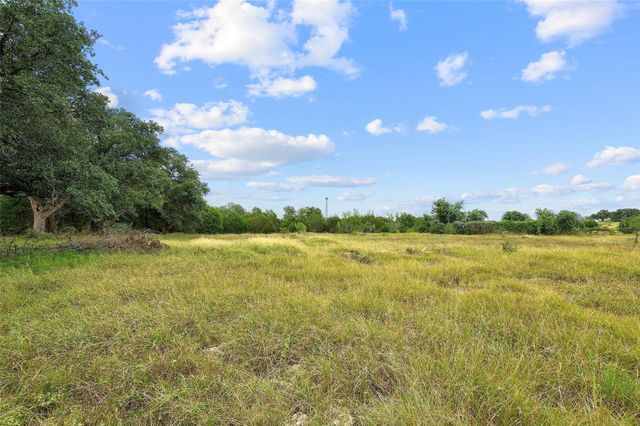 1500 County Road 279, Liberty Hill, TX 78642