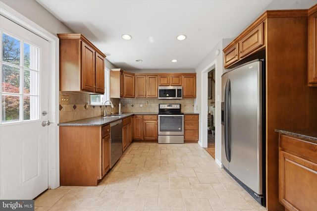351 MOORE RD, Downingtown, PA 19335