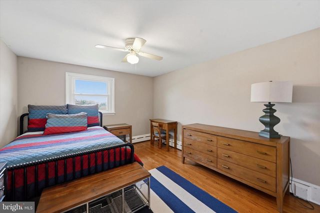351 MOORE RD, Downingtown, PA 19335
