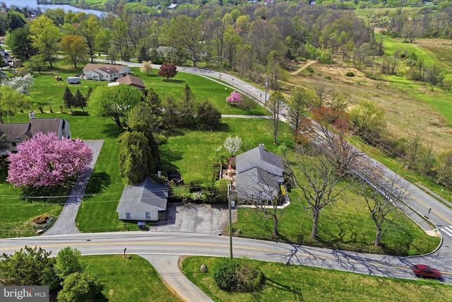 351 MOORE RD, Downingtown, PA 19335