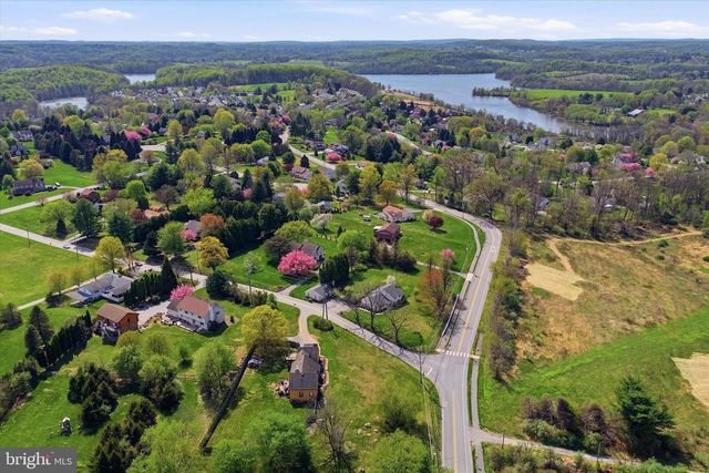 351 MOORE RD, Downingtown, PA 19335