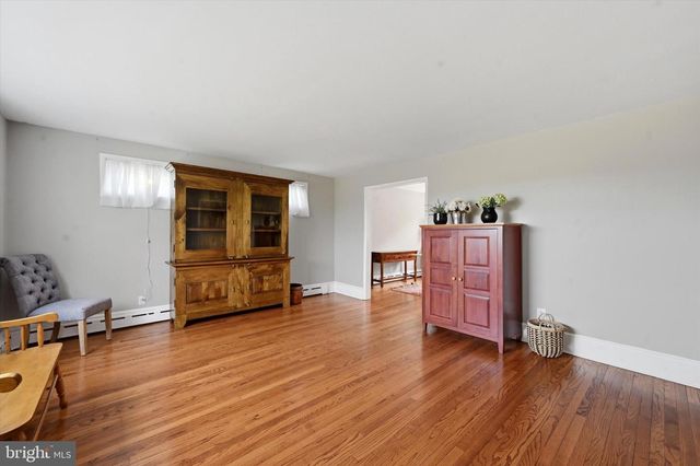 351 MOORE RD, Downingtown, PA 19335
