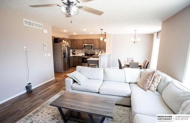 1640 SW 28th Street, Lincoln, NE 68522