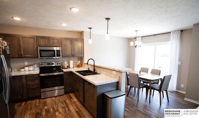 1640 SW 28th Street, Lincoln, NE 68522