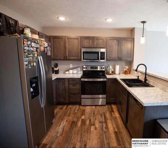 1640 SW 28th Street, Lincoln, NE 68522