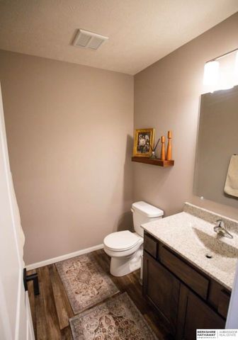 1640 SW 28th Street, Lincoln, NE 68522