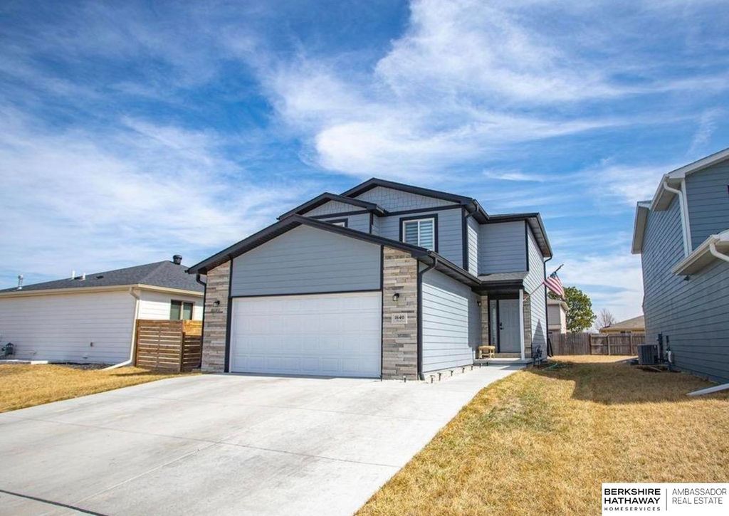 1640 SW 28th Street, Lincoln, NE 68522