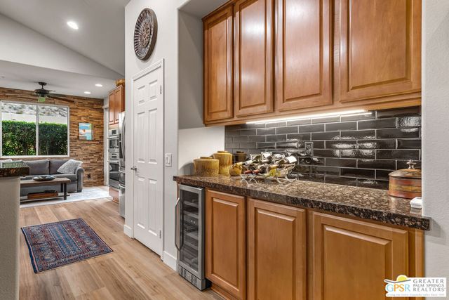 226 Canyon Circle, Palm Springs, CA 92264