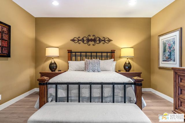 226 Canyon Circle, Palm Springs, CA 92264