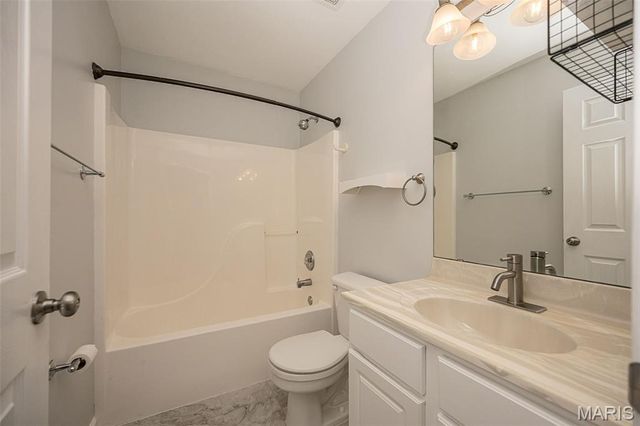 2805 Pomme Meadows Drive, Arnold, MO 63010