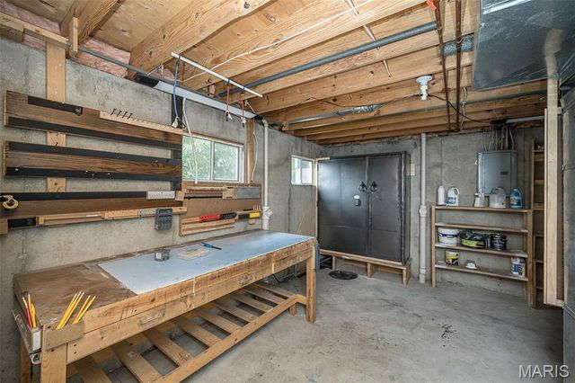 2805 Pomme Meadows Drive, Arnold, MO 63010