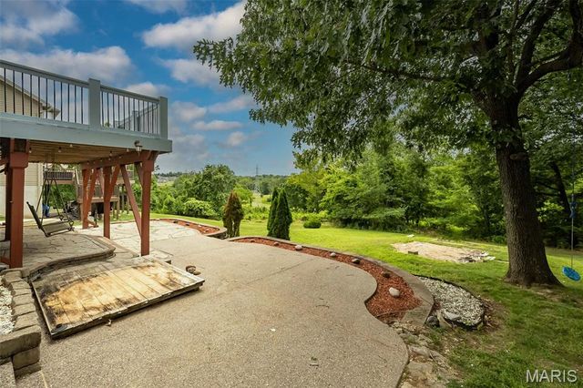 2805 Pomme Meadows Drive, Arnold, MO 63010