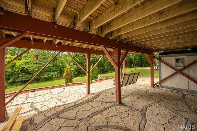 2805 Pomme Meadows Drive, Arnold, MO 63010