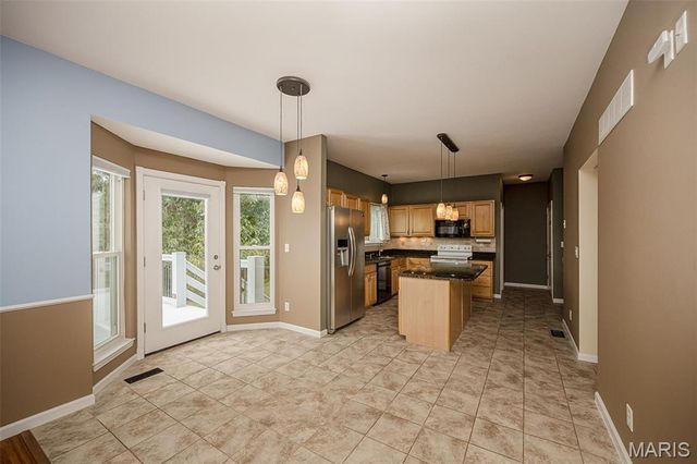 2805 Pomme Meadows Drive, Arnold, MO 63010