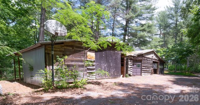 3555 Majestic View Place, Lenoir, NC 28645