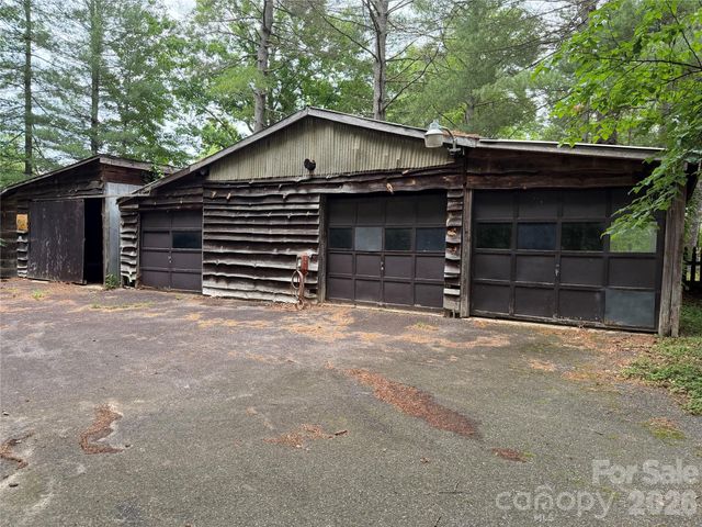 3555 Majestic View Place, Lenoir, NC 28645