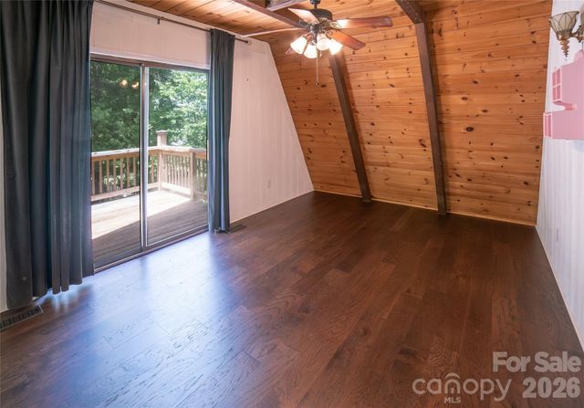 3555 Majestic View Place, Lenoir, NC 28645