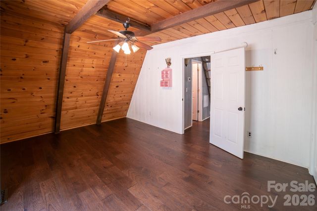 3555 Majestic View Place, Lenoir, NC 28645