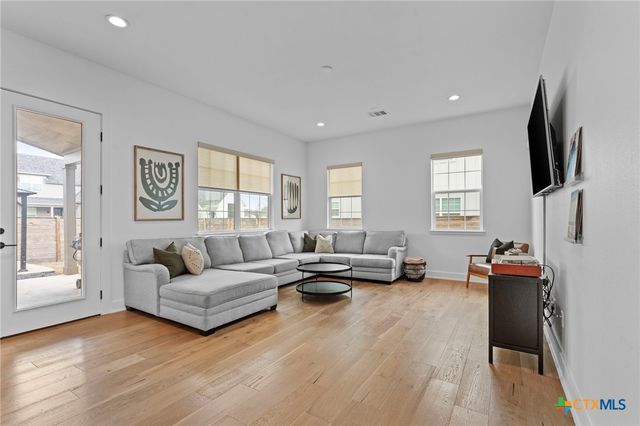 415 Alexander Avenue, New Braunfels, TX 78130