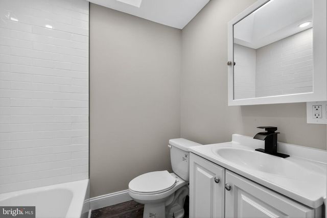 1556 SUMMIT ST, Marcus Hook, PA 19061