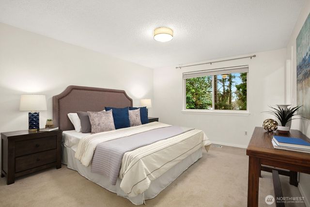 15806 SE 172nd Place, Renton, WA 98058