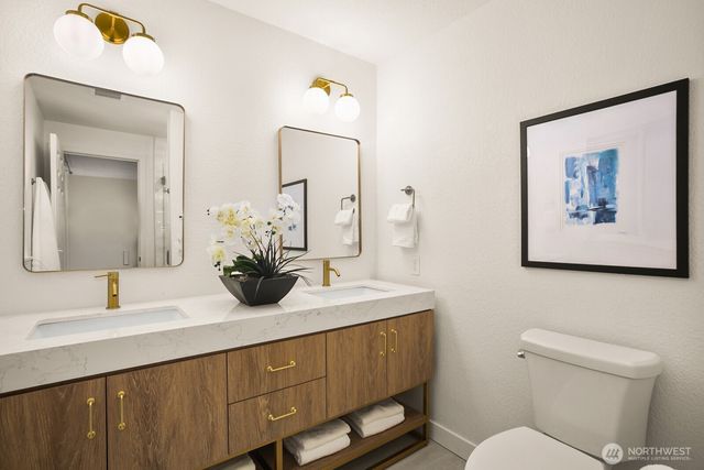 15806 SE 172nd Place, Renton, WA 98058