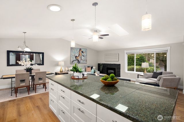 15806 SE 172nd Place, Renton, WA 98058