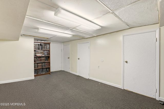 637 6th Street, Lakewood, NJ 08701