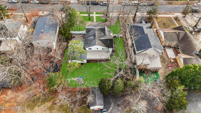 637 6th Street, Lakewood, NJ 08701