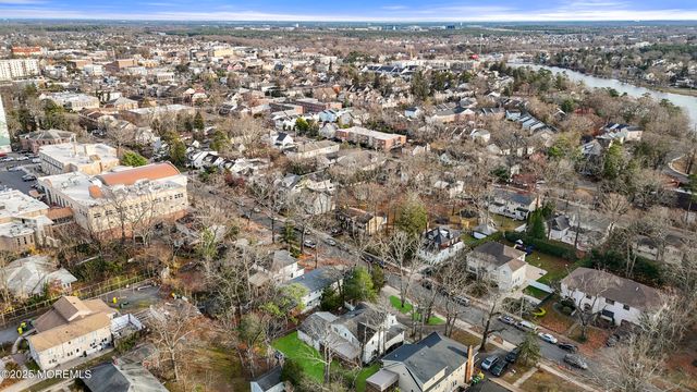 637 6th Street, Lakewood, NJ 08701