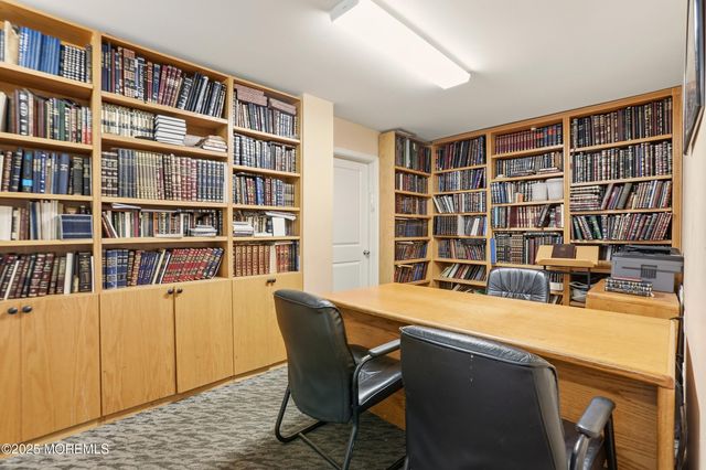 637 6th Street, Lakewood, NJ 08701