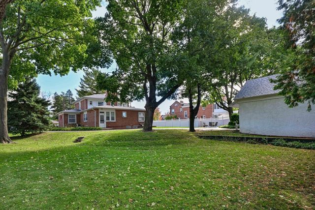 115 Park STREET, Walworth, WI 53184