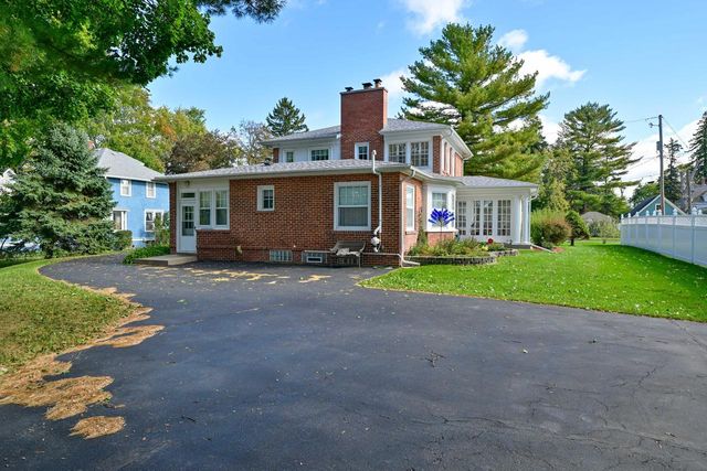 115 Park STREET, Walworth, WI 53184