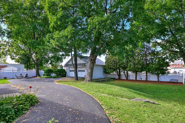 115 Park STREET, Walworth, WI 53184