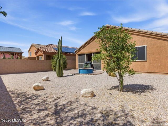7901 N Chainfruit Cholla Drive, Tucson, AZ 85741