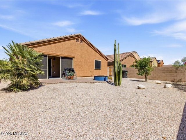 7901 N Chainfruit Cholla Drive, Tucson, AZ 85741