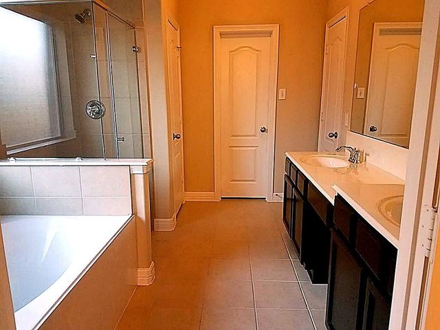 26330 Christen Canyon Lane, Richmond, TX 77406