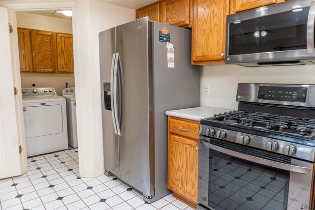 11686 S Glenwood Ave, Yuma, AZ 85367
