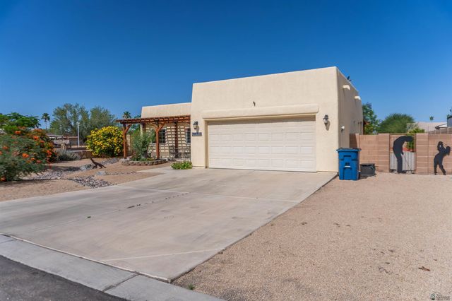 11686 S Glenwood Ave, Yuma, AZ 85367