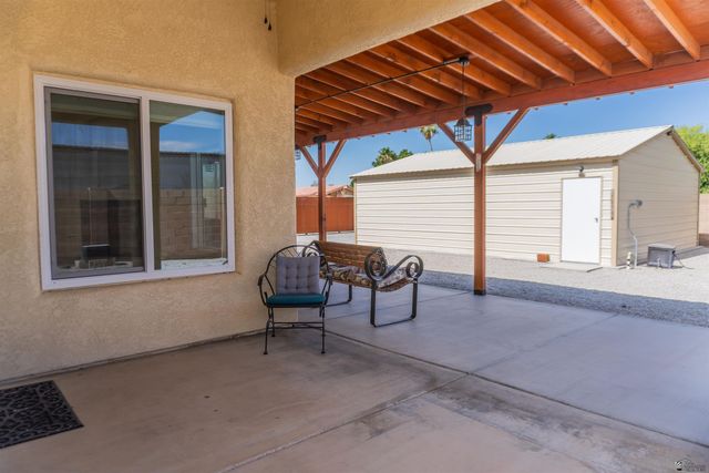 11686 S Glenwood Ave, Yuma, AZ 85367