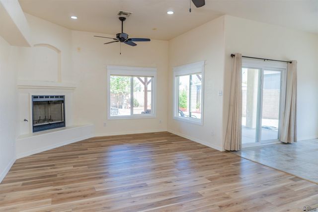 11686 S Glenwood Ave, Yuma, AZ 85367