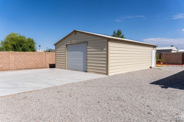 11686 S Glenwood Ave, Yuma, AZ 85367