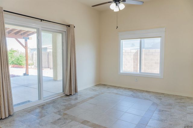 11686 S Glenwood Ave, Yuma, AZ 85367