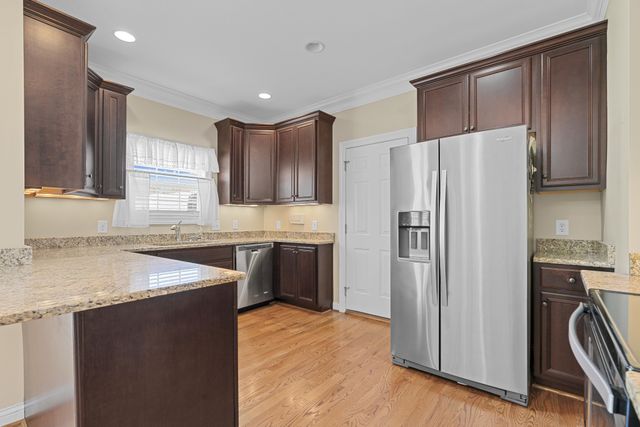 105 Wagners Way, White Bluff, TN 37187
